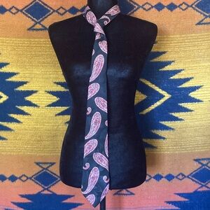 VTG Christian Dior Monsieur Silk Tie. Made in Italy. Great Shape! Black & Red.